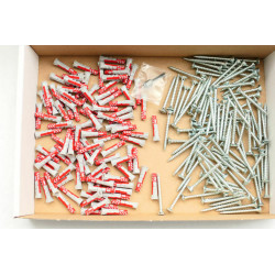 200 tlg 5x25 Fischer Duopower-Dübel / Schrauben /Bit Sortiment im Karton